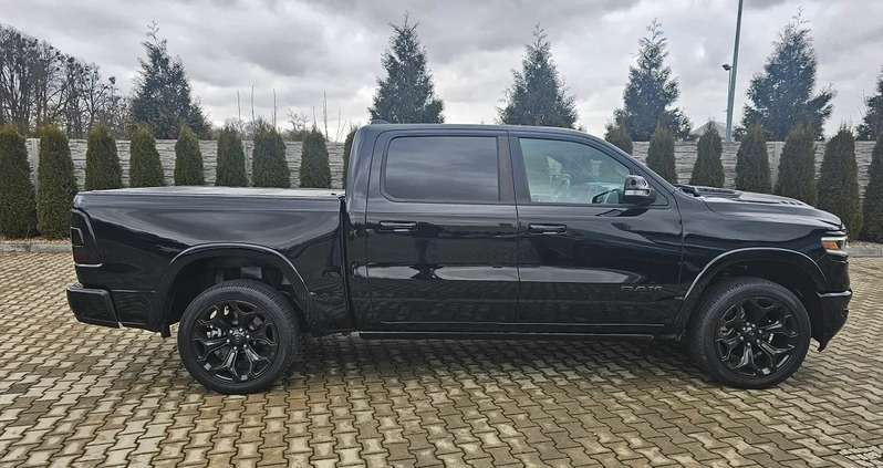 Dodge RAM cena 329000 przebieg: 64000, rok produkcji 2021 z Korfantów małe 704